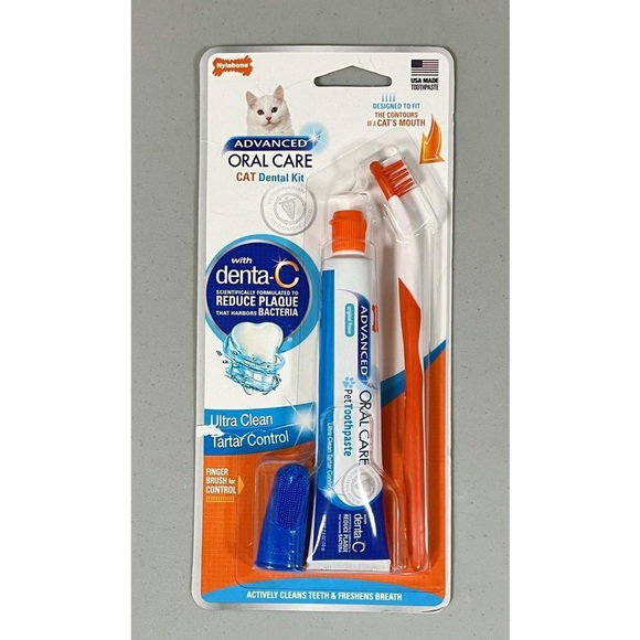 Nylabone Advanced Oral Care Cat Dental Kit Toothbrush Toothpaste 3-Piece Set NWT - Picture 2 of 2